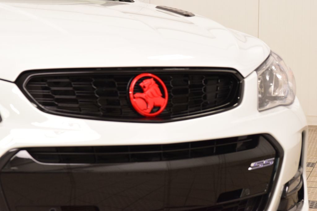 2017 Chevrolet SS 4dr Sedan - 23062163 - 10