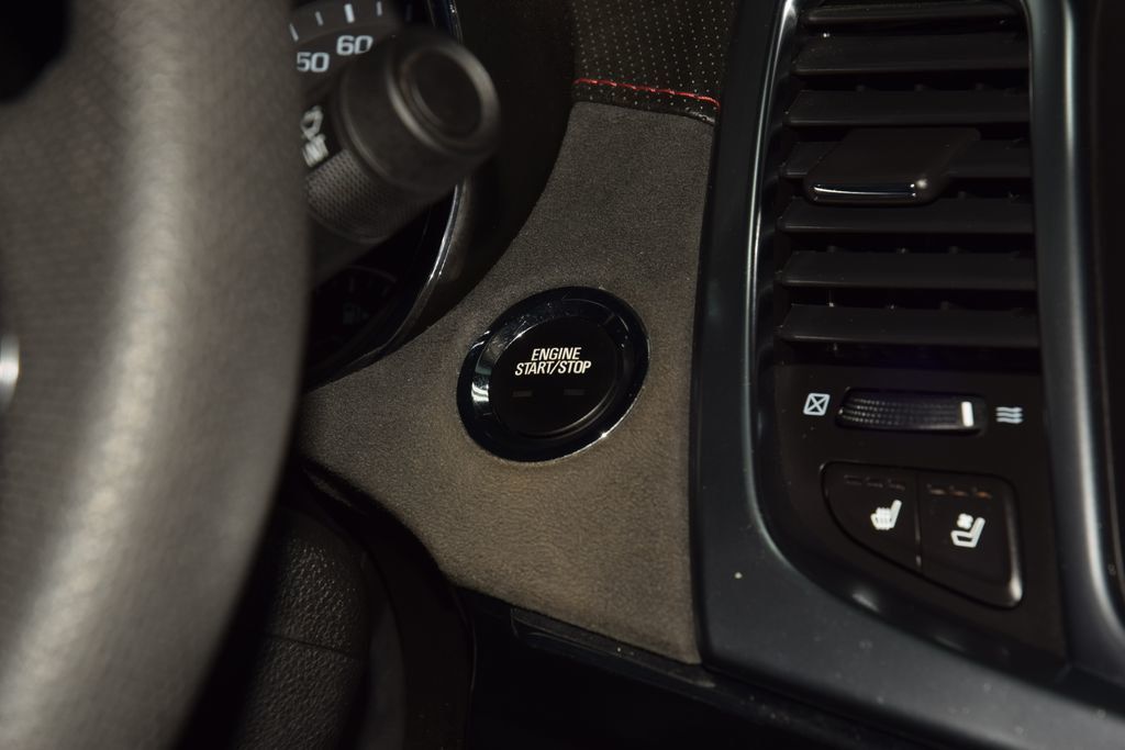 2017 Chevrolet SS 4dr Sedan - 23062163 - 35