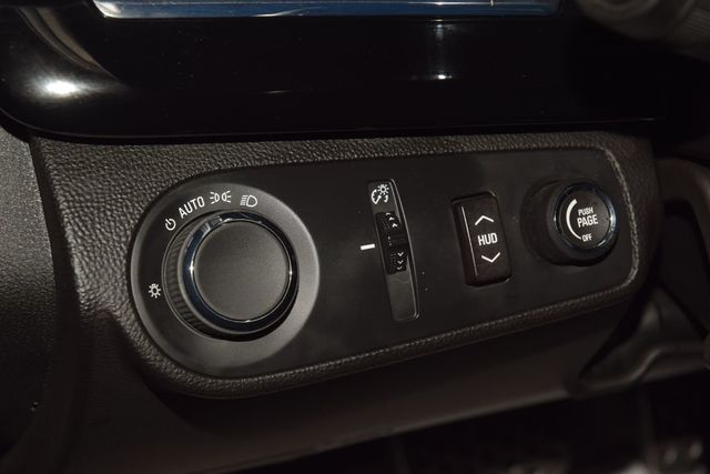 2017 Chevrolet SS 4dr Sedan - 23062163 - 36