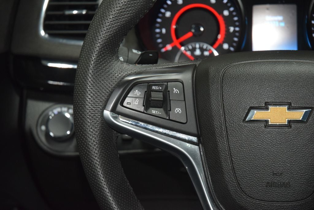 2017 Chevrolet SS 4dr Sedan - 23062163 - 38