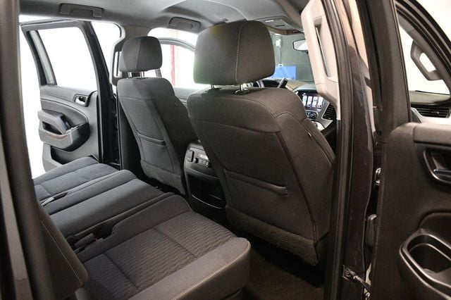 2017 Chevrolet Suburban 2WD 4dr 1500 LS - 23057268 - 37