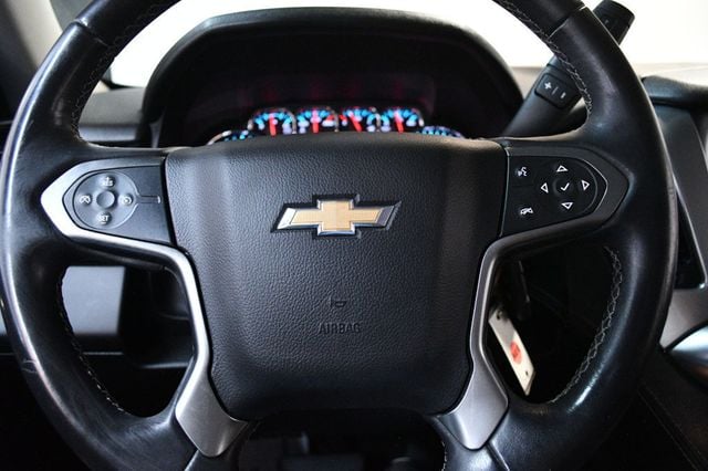 2017 Chevrolet Suburban 2WD 4dr 1500 LS - 23057268 - 40