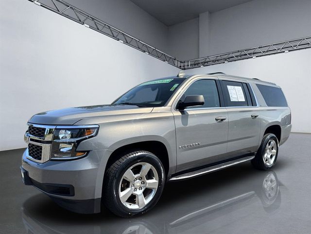 2017 Chevrolet Suburban 4WD 4dr 1500 LT - 22871522 - 9