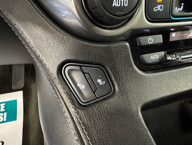 2017 Chevrolet Suburban 4WD 4dr 1500 LT - 22871522 - 15