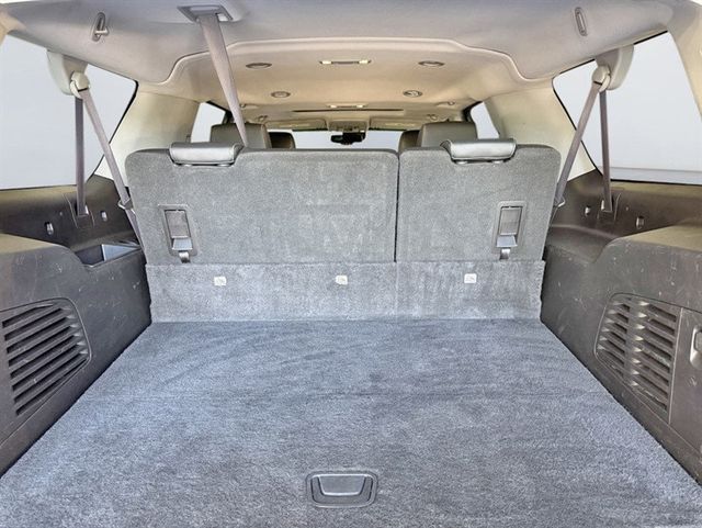 2017 Chevrolet Suburban 4WD 4dr 1500 LT - 22871522 - 19