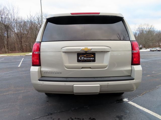 2017 Chevrolet Suburban 4WD 4dr 1500 LT - 22961354 - 10
