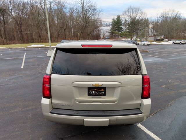 2017 Chevrolet Suburban 4WD 4dr 1500 LT - 22961354 - 11