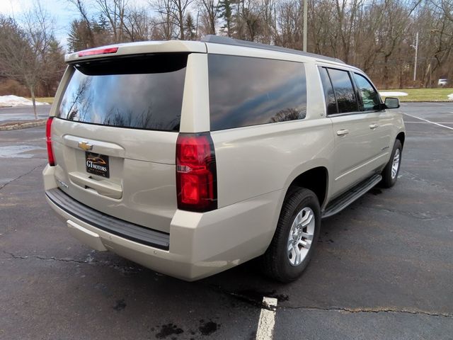 2017 Chevrolet Suburban 4WD 4dr 1500 LT - 22961354 - 12