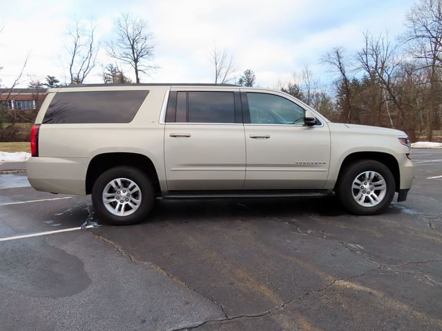 2017 Chevrolet Suburban 4WD 4dr 1500 LT - 22961354 - 13