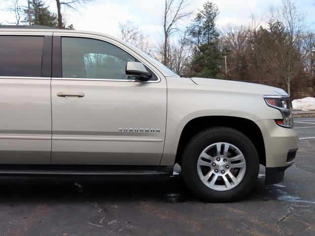 2017 Chevrolet Suburban 4WD 4dr 1500 LT - 22961354 - 15