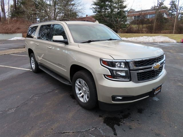 2017 Chevrolet Suburban 4WD 4dr 1500 LT - 22961354 - 16
