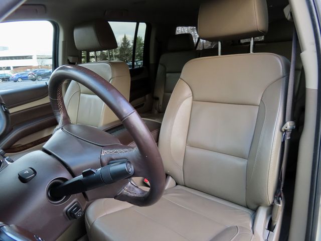 2017 Chevrolet Suburban 4WD 4dr 1500 LT - 22961354 - 18