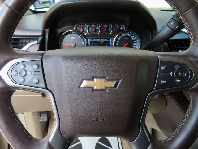 2017 Chevrolet Suburban 4WD 4dr 1500 LT - 22961354 - 43