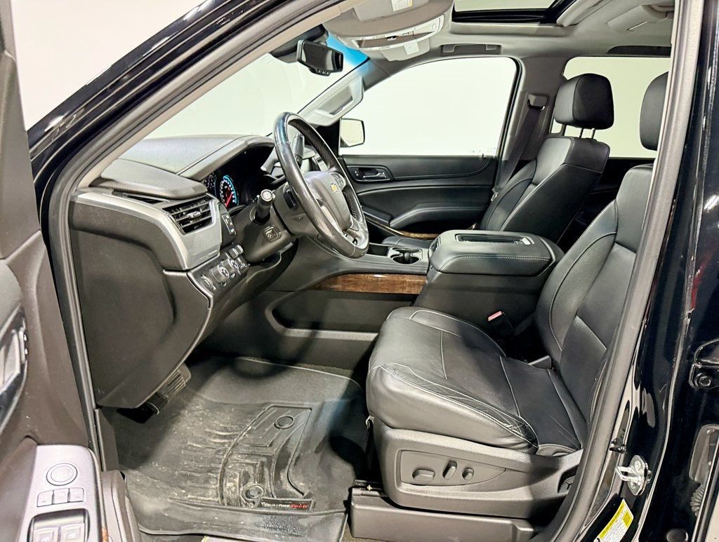 2017 Chevrolet Suburban 4WD 4dr 1500 LT - 22945097 - 25