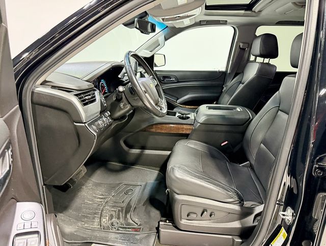 2017 Chevrolet Suburban 4WD 4dr 1500 LT - 22945097 - 25