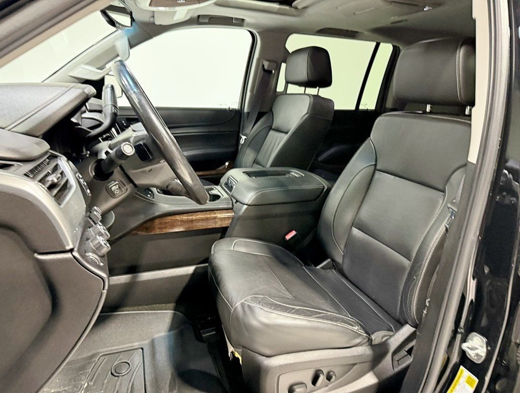 2017 Chevrolet Suburban 4WD 4dr 1500 LT - 22945097 - 26