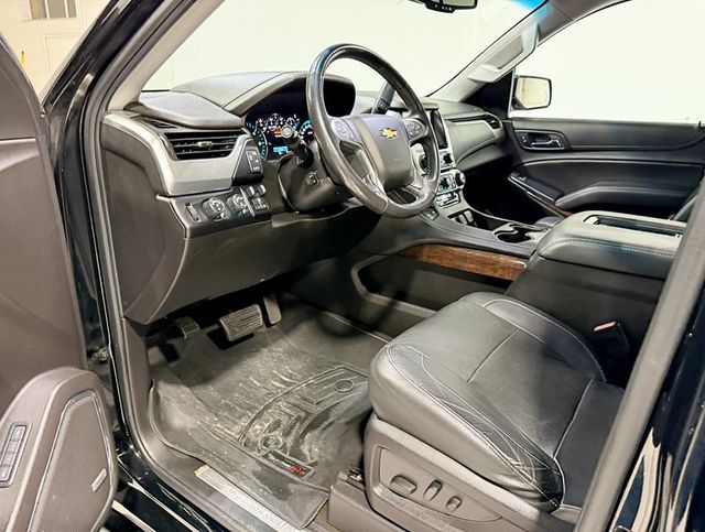2017 Chevrolet Suburban 4WD 4dr 1500 LT - 22945097 - 27