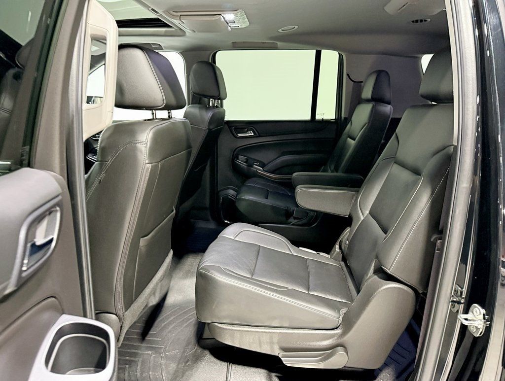 2017 Chevrolet Suburban 4WD 4dr 1500 LT - 22945097 - 35