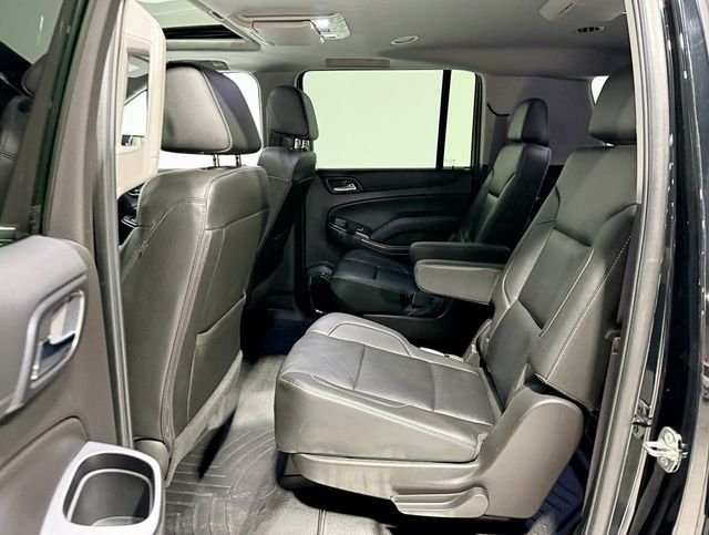 2017 Chevrolet Suburban 4WD 4dr 1500 LT - 22945097 - 35