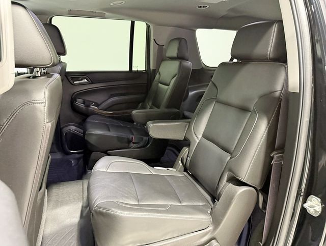 2017 Chevrolet Suburban 4WD 4dr 1500 LT - 22945097 - 36