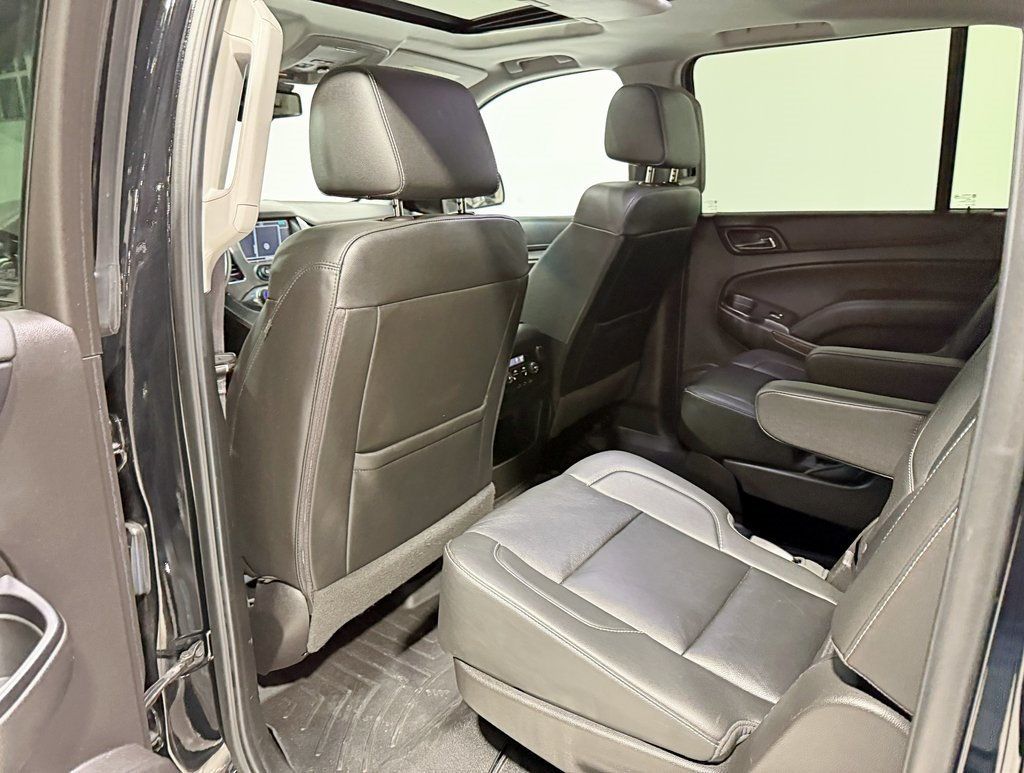 2017 Chevrolet Suburban 4WD 4dr 1500 LT - 22945097 - 37