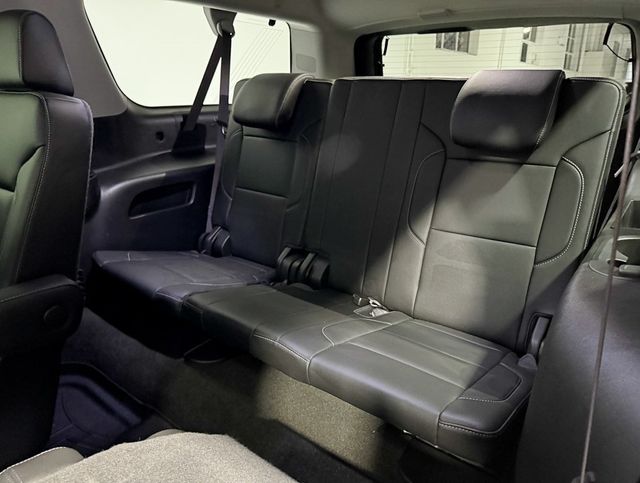 2017 Chevrolet Suburban 4WD 4dr 1500 LT - 22945097 - 41