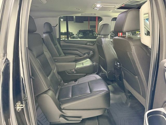 2017 Chevrolet Suburban 4WD 4dr 1500 LT - 22945097 - 46