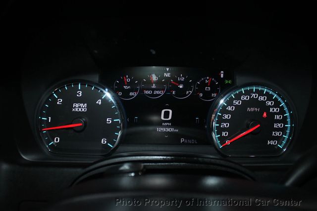 2017 Chevrolet Suburban 4WD 4dr 1500 LT - 22943039 - 14