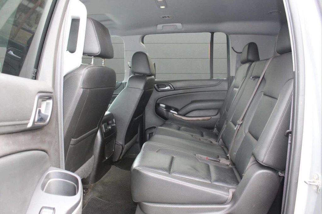 2017 Chevrolet Suburban 4WD 4dr 1500 LT - 22933747 - 13