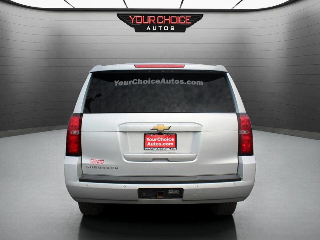 2017 Chevrolet Suburban 4WD 4dr 1500 LT - 22933747 - 3