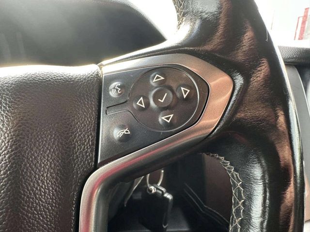 2017 Chevrolet Suburban 4WD 4dr 1500 LT - 23032556 - 22