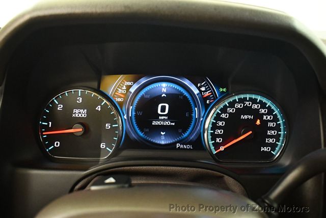 2017 Chevrolet Suburban 4WD 4dr 1500 Premier - 22984716 - 33