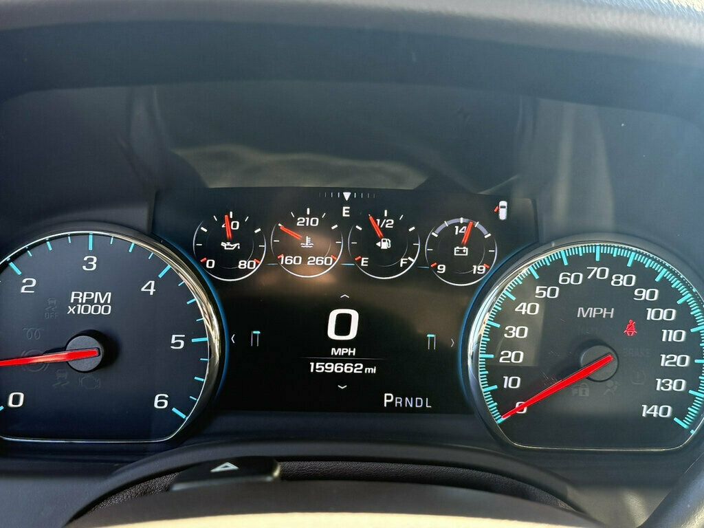 2017 Chevrolet Suburban 4WD 4dr 1500 Premier - 23087889 - 30