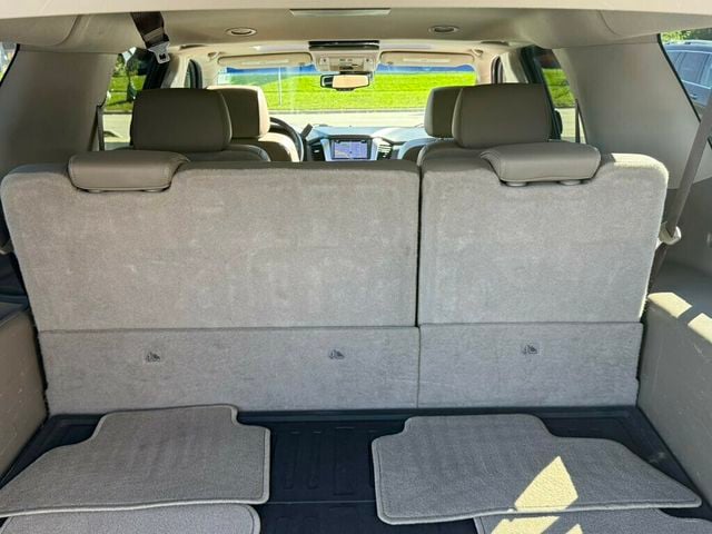 2017 Chevrolet Suburban 4WD 4dr 1500 Premier - 23087889 - 42