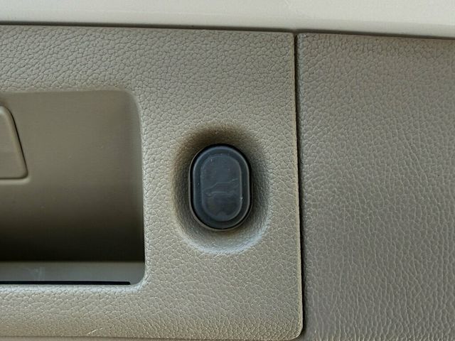 2017 Chevrolet Suburban 4WD 4dr 1500 Premier - 23087889 - 45