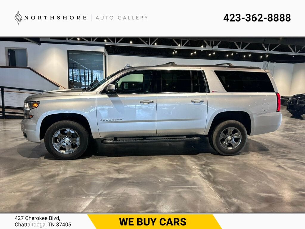 2017 Chevrolet Suburban LocalTrade/4WD/LT/1Owner/LuxuryPkg/RearSeatEntertainment/SunRoof - 22767576 - 0