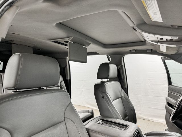2017 Chevrolet Suburban LT 4WD - 22893825 - 11