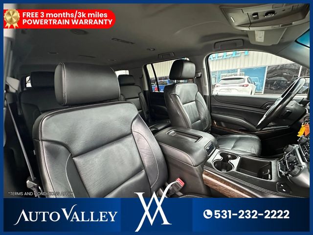 2017 Chevrolet Suburban LT Sport Utility 4D - 22998409 - 19