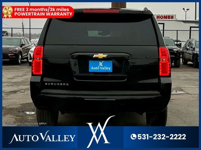 2017 Chevrolet Suburban LT Sport Utility 4D - 22998409 - 5