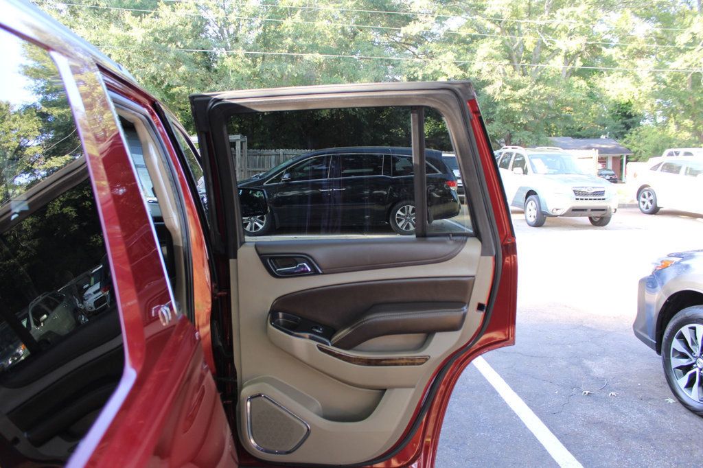 2017 Chevrolet Tahoe LT photo 17