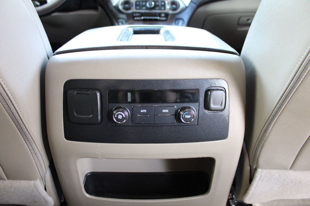 2017 Chevrolet Tahoe LT photo 22