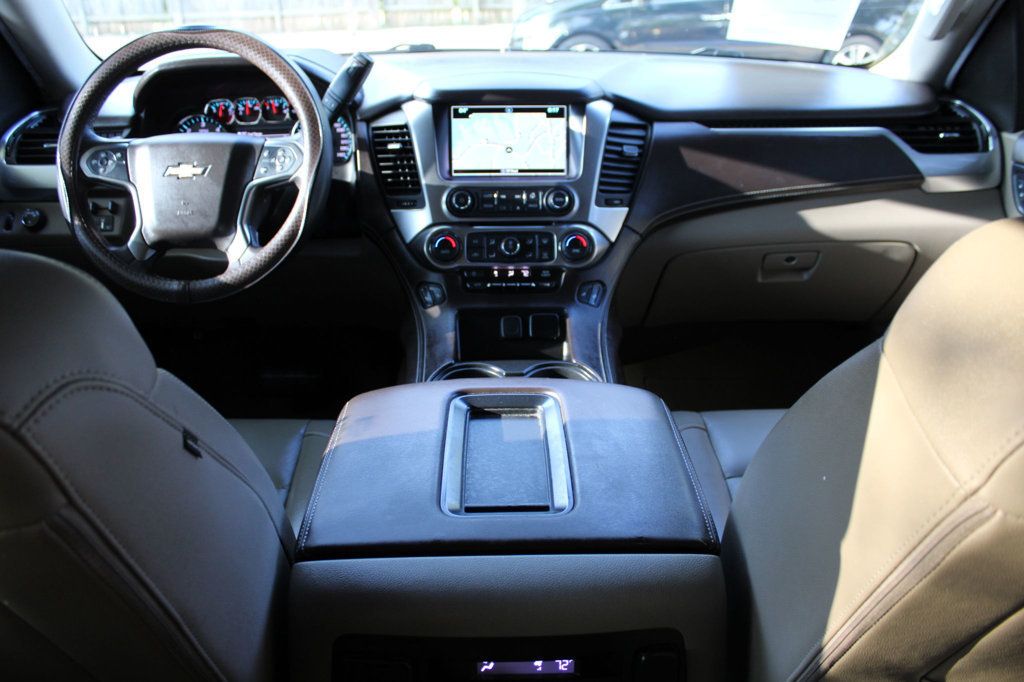 2017 Chevrolet Tahoe LT photo 23