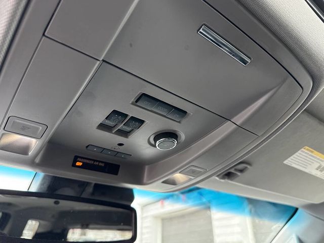 2017 Chevrolet Tahoe 4WD 4dr LT - 22983739 - 37