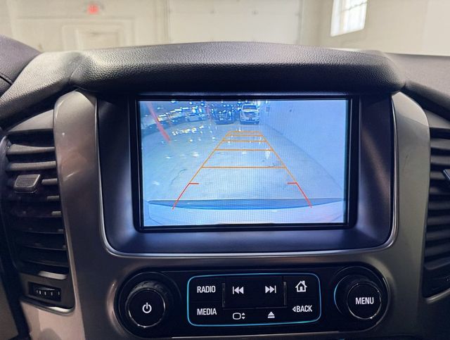 2017 Chevrolet Tahoe 4WD 4dr LT - 22966419 - 16