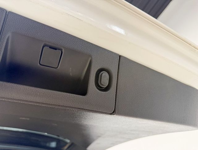 2017 Chevrolet Tahoe 4WD 4dr LT - 22966419 - 35