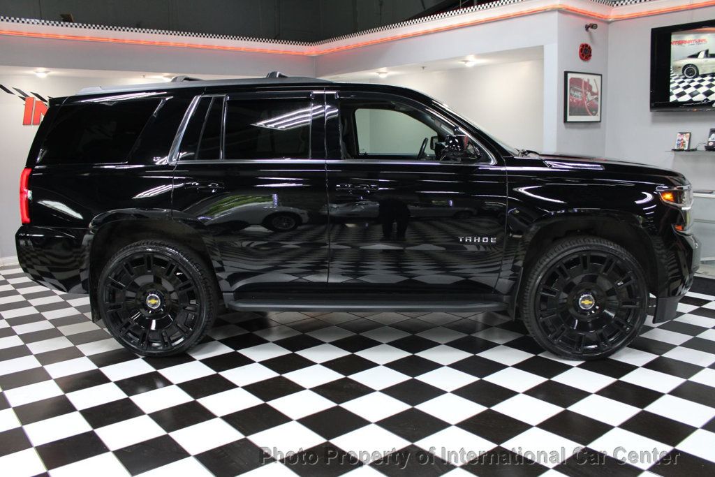 2017 Chevrolet Tahoe LT photo 3