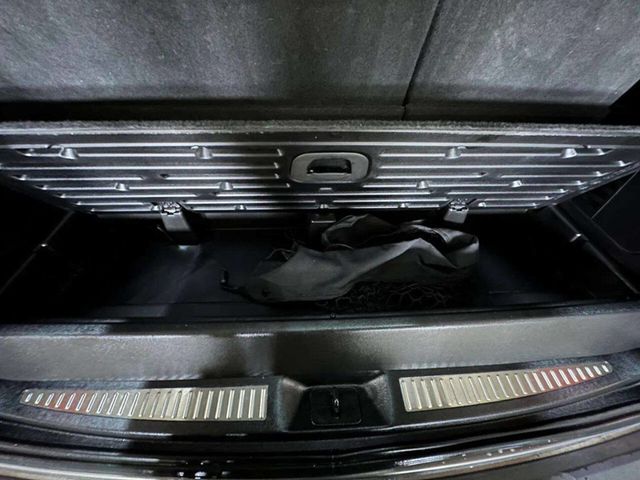 2017 Chevrolet Tahoe 4WD 4dr LT - 22953390 - 6