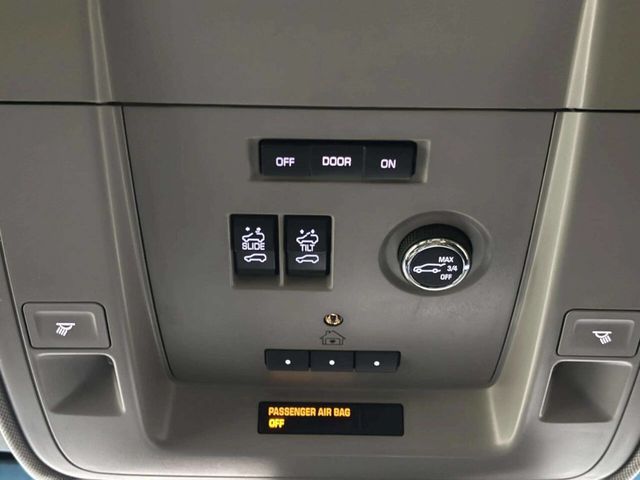2017 Chevrolet Tahoe 4WD 4dr LT - 23033652 - 35