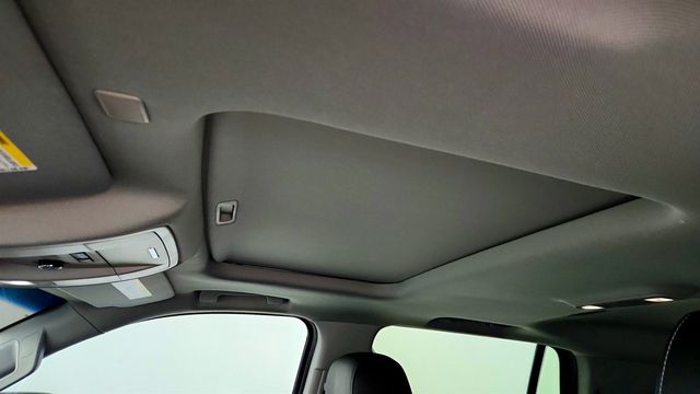 2017 Chevrolet Tahoe 4WD 4dr LT Midnight Edition with Luxury Package & Power Sunroof - 22998230 - 9