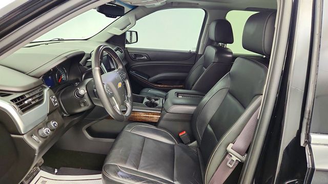 2017 Chevrolet Tahoe 4WD 4dr LT Midnight Edition with Luxury Package & Power Sunroof - 22998230 - 19